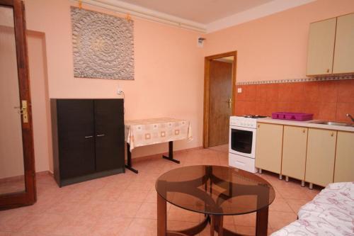 Apartment Pag 6467b