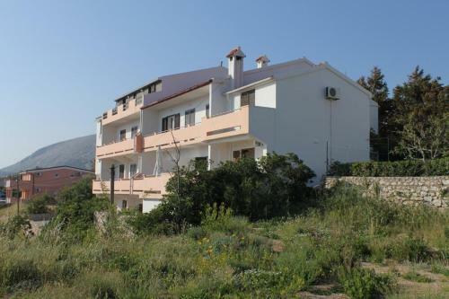 Apartment Pag 6467b