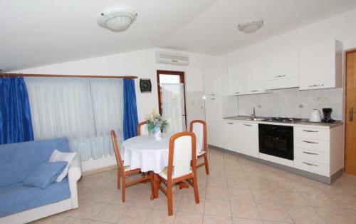 Apartments Dujmovi?