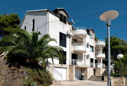 Hostal Guest House Alek