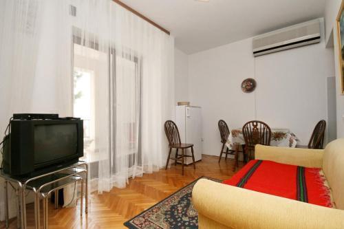 Apartment Selce 5565b