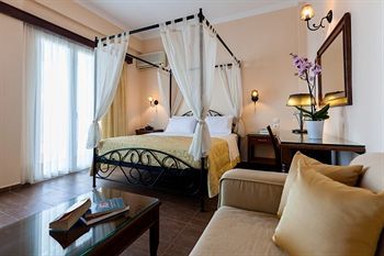 Pantheon City Hotel