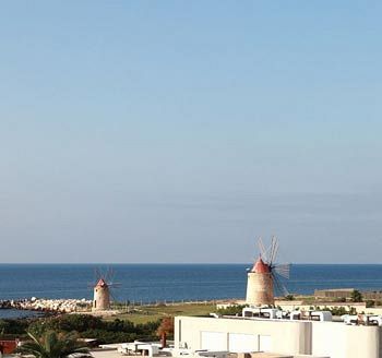 Hotel Residence Brezza Di Grecale