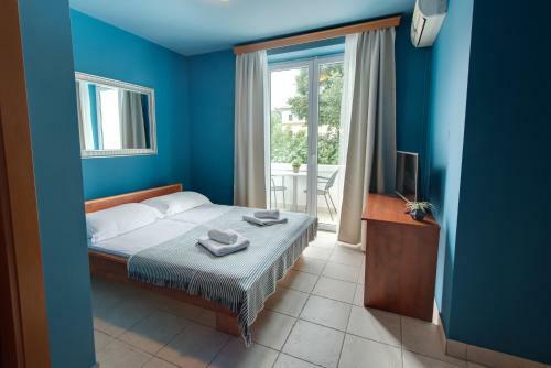 B&B Galija