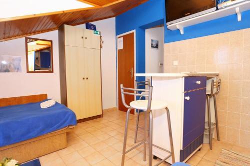 Apartments By The Sea Racisce (Korcula) - 4360