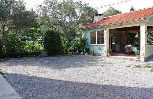 Apartment Supetarska Draga - Donja 2019a