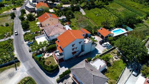 Apartment Supetarska Draga - Donja 2019a