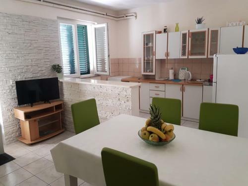 Apartments Rada