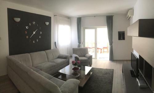 Hostal Apartment Nima Orebic