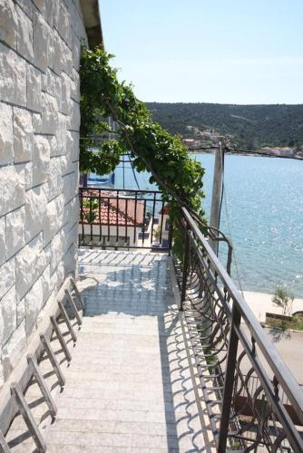 Apartment Vinisce 4892a