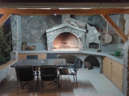 Apartment Tisno 11313b