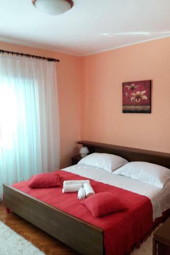 Apartments By The Sea Vinisce (trogir) - 5229