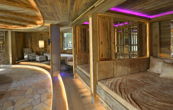 Relax & Spa Hotel Astoria