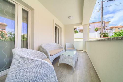Apartments Mali Nono