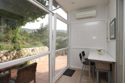 Apartments With A Parking Space Jelsa (hvar) - 8732