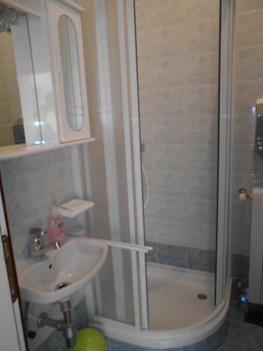 Apartments And Rooms Lago Rupa