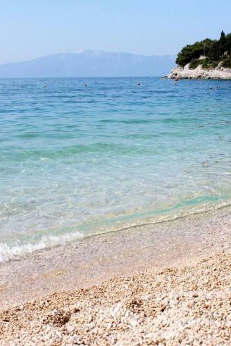 Apartment Drvenik Donja Vala 6701a