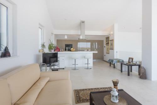 Maki Exclusive Apartments