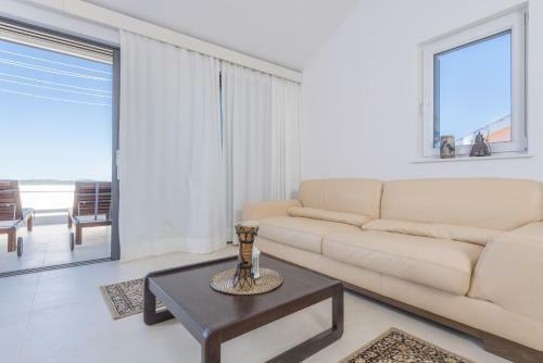 Maki Exclusive Apartments