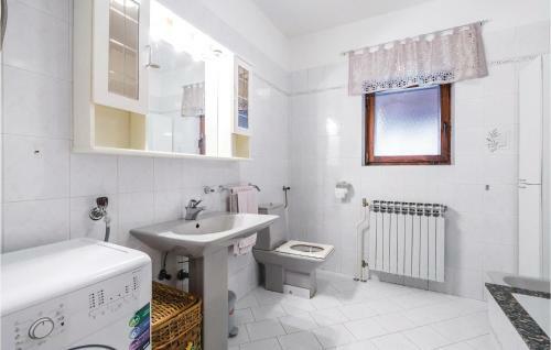 Holiday Home Jurdani 02