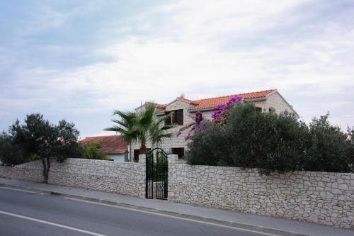 Apartment Supetar 5670a