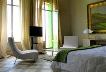Hotel Ch�teau De Valmy