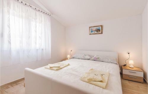 Apartment Vodnjan With Fireplace 10