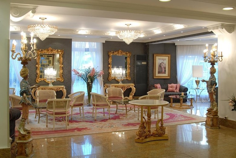 Rhodes Hotel