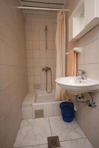 Hostal Triple Room Biograd Na Moru 6219c