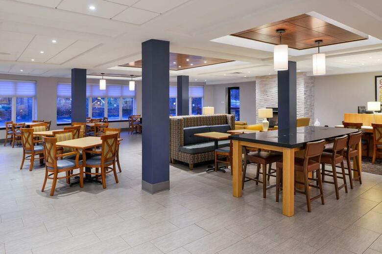 Holiday Inn Express Hotel & Suites Clifton Park