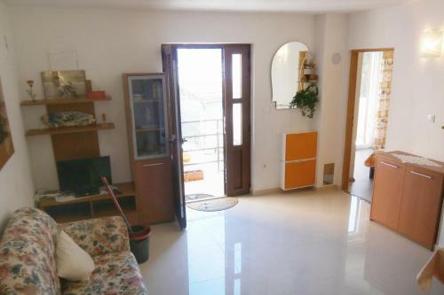 Apartments By The Sea Valun (cres) - 8086