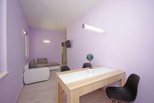 Apartments Makarska