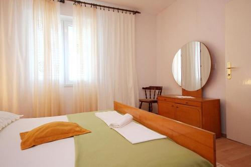 Apartment Makarska 6767b
