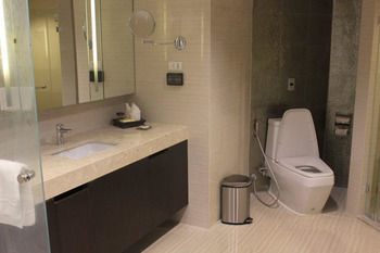 Hotel Rembrandt Towers Serviced Apartments