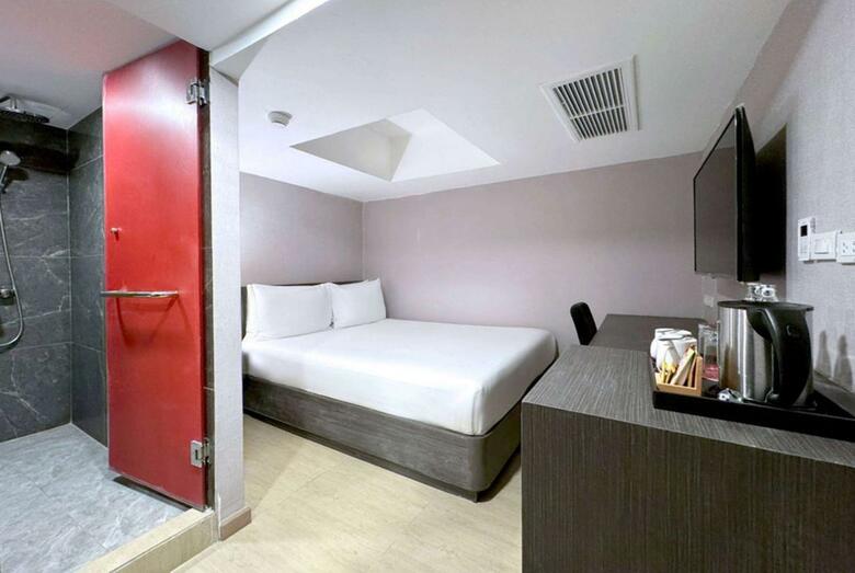 Hotel Ramada By Wyndham Bangkok Sukhumvit 11