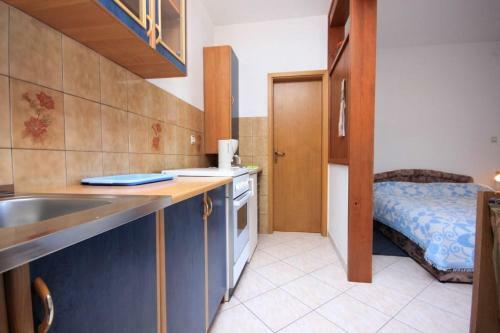 Apartments With A Parking Space Liganj (Opatija) - 2337
