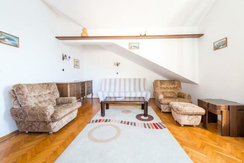 Apartment Golden View