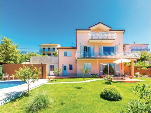 Apartamentos Holiday Home Jadranovo *lxv *