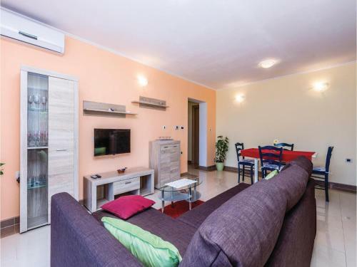 Apartamentos Holiday Home Jadranovo *lxv *