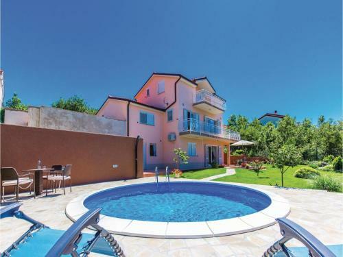 Apartamentos Holiday Home Jadranovo *lxv *
