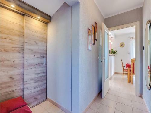 Apartamentos Holiday Home Jadranovo *lxv *
