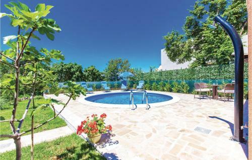 Apartamentos Holiday Home Jadranovo *lxv *