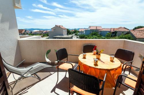 Apartments An?elo