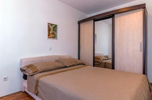 Apartments An?elo