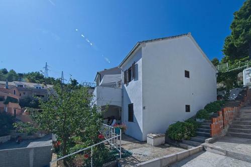 Apartment Postira 11168a