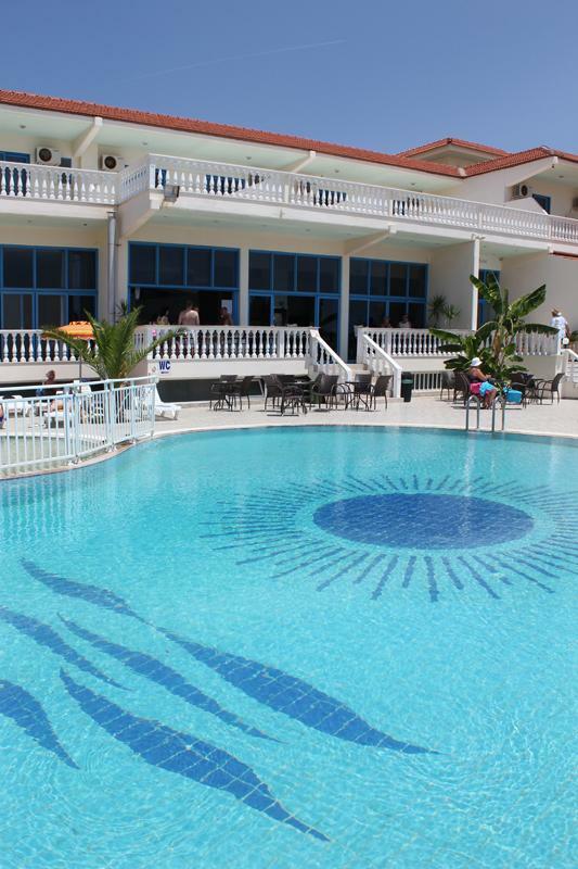 Hotel Kamari Beach