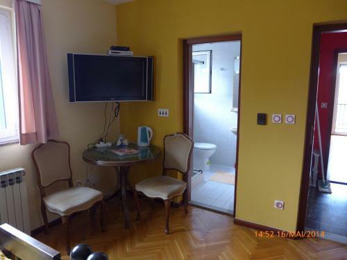 Nina Apartments