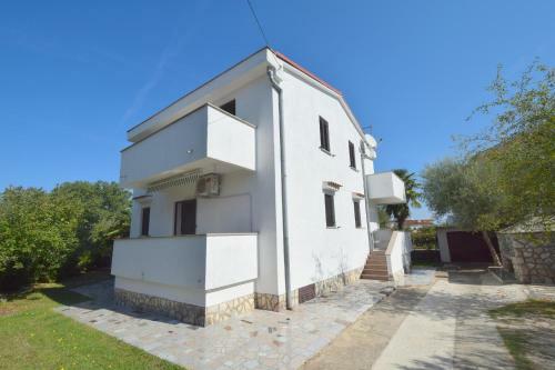 Apartments Gacina