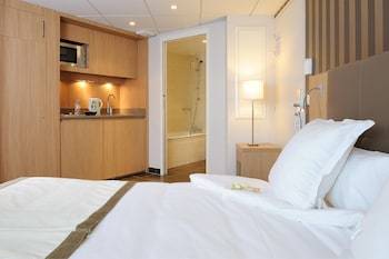 Hotel Residhome Nantes Berges De La Loire