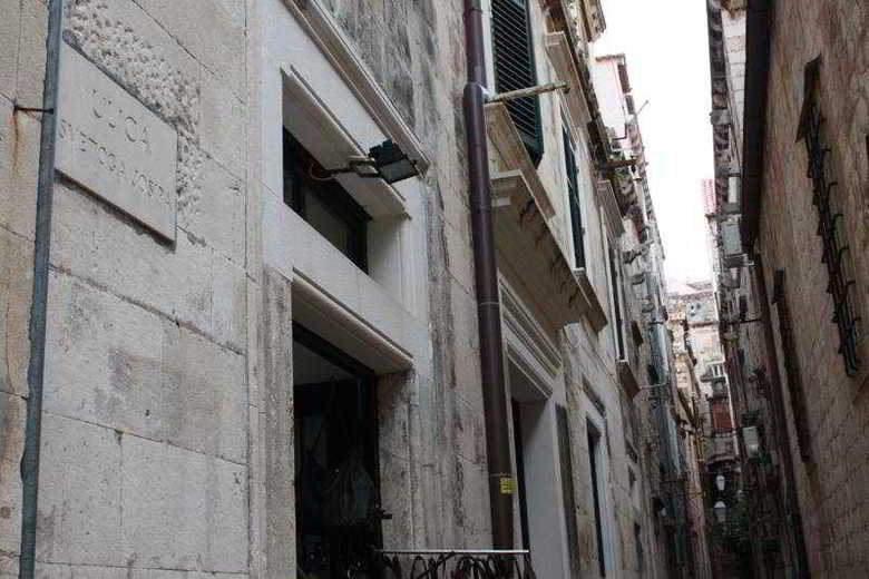 Hotel Celenga Apartments